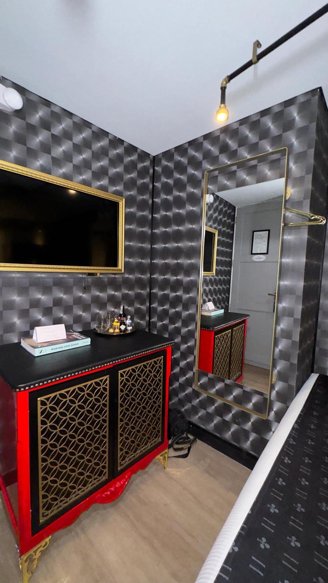 Hotel Helene ميديلين المظهر الخارجي الصورة